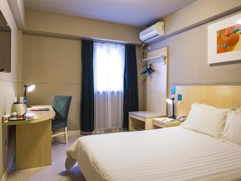 Jinjiang Inn Select Tianshui Railway Station Jindu Plaza Bagian luar foto