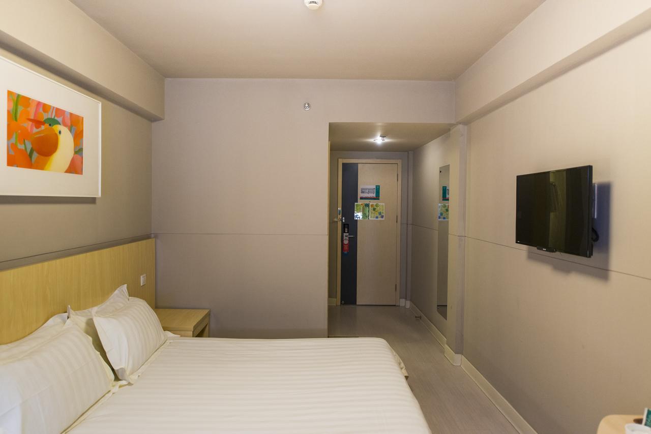 Jinjiang Inn Select Tianshui Railway Station Jindu Plaza Bagian luar foto
